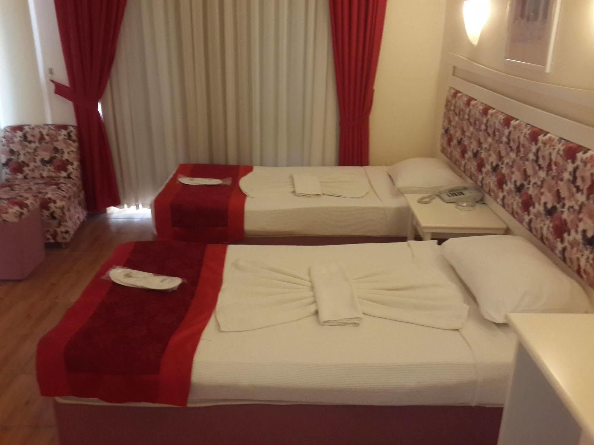 Xeno Hotels Club Mare Kargicak  Bagian luar foto